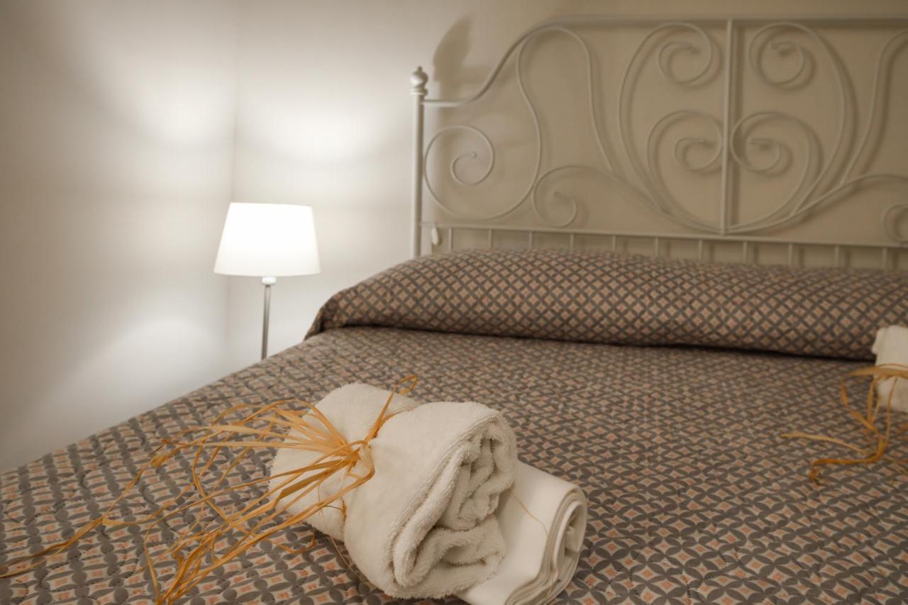Ingarda Rooms Cavalcaselle Exterior photo